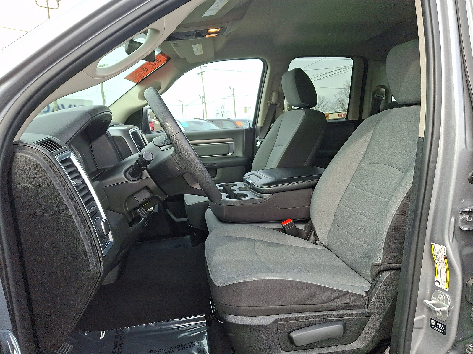 Used 2024 RAM 1500 Classic SLT image 12