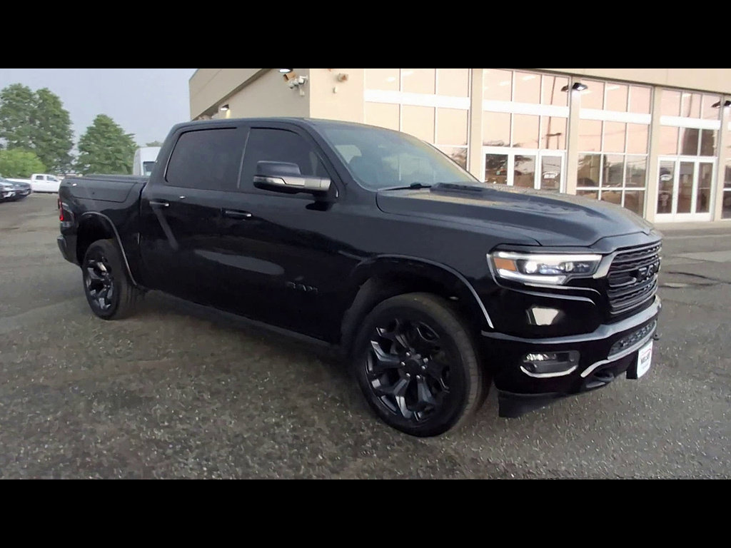 Used 2024 RAM 1500 Limited AWD/4WD image 2
