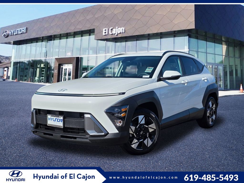 Certified 2025 Hyundai Kona SEL FWD image 1