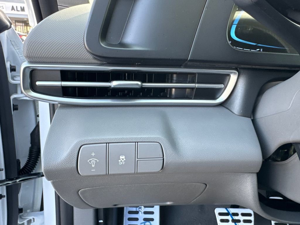 New 2026 Hyundai Elantra Sport image 20