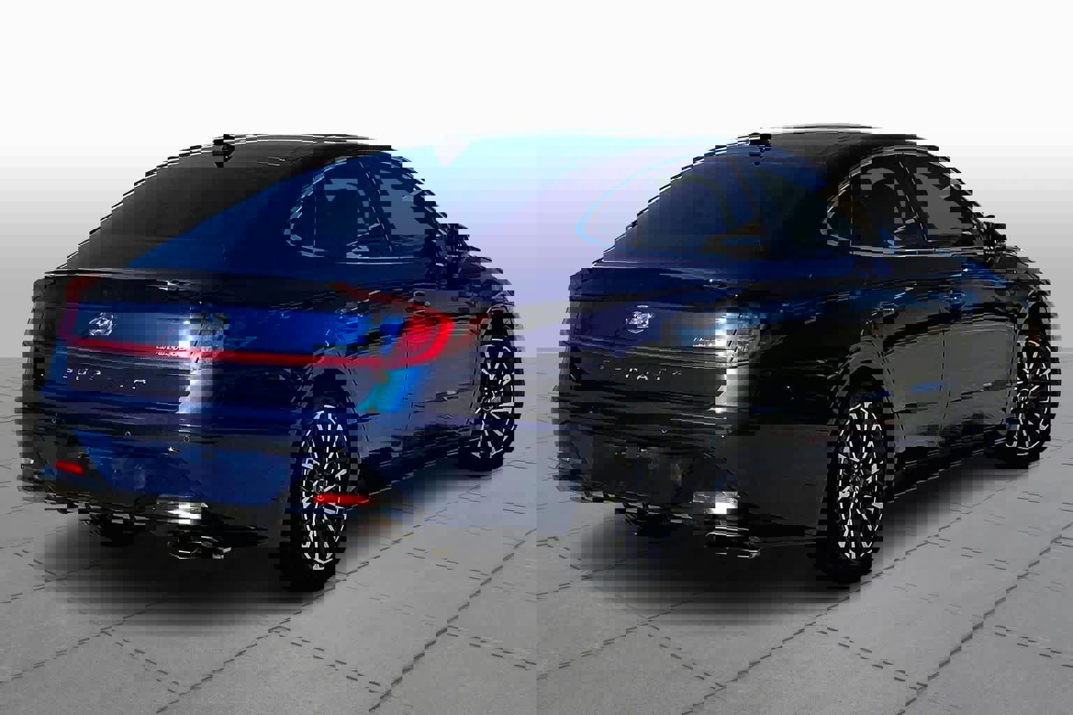 Used 2020 Hyundai Sonata Limited w/ Cargo Package image 13