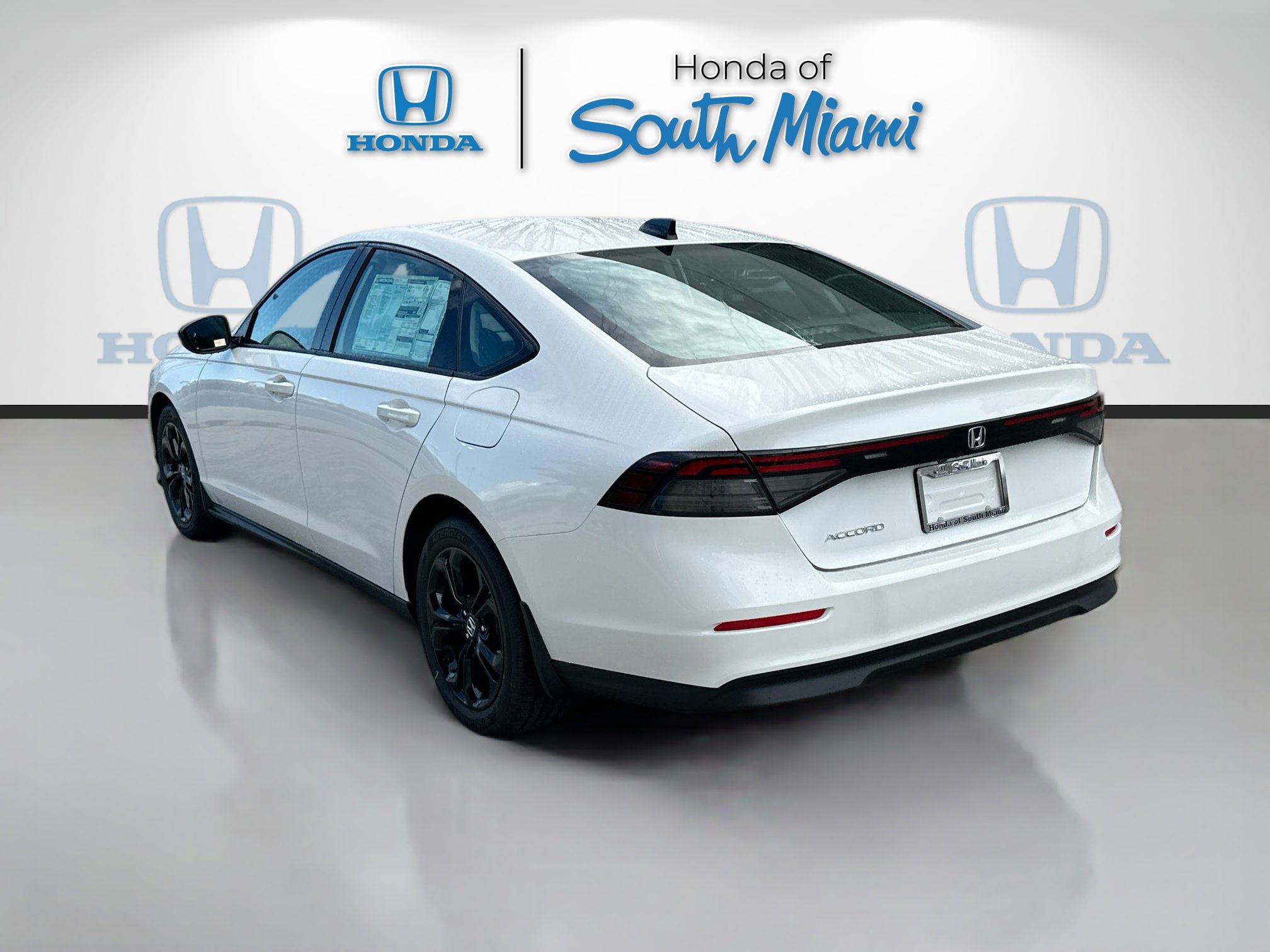 New 2025 Honda Accord SE image 4