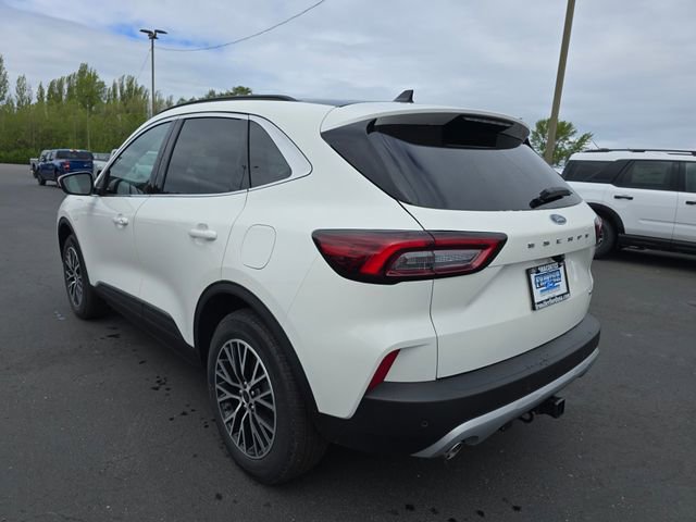 New 2025 Ford Escape SE w/ Class II Trailer Tow Package image 6