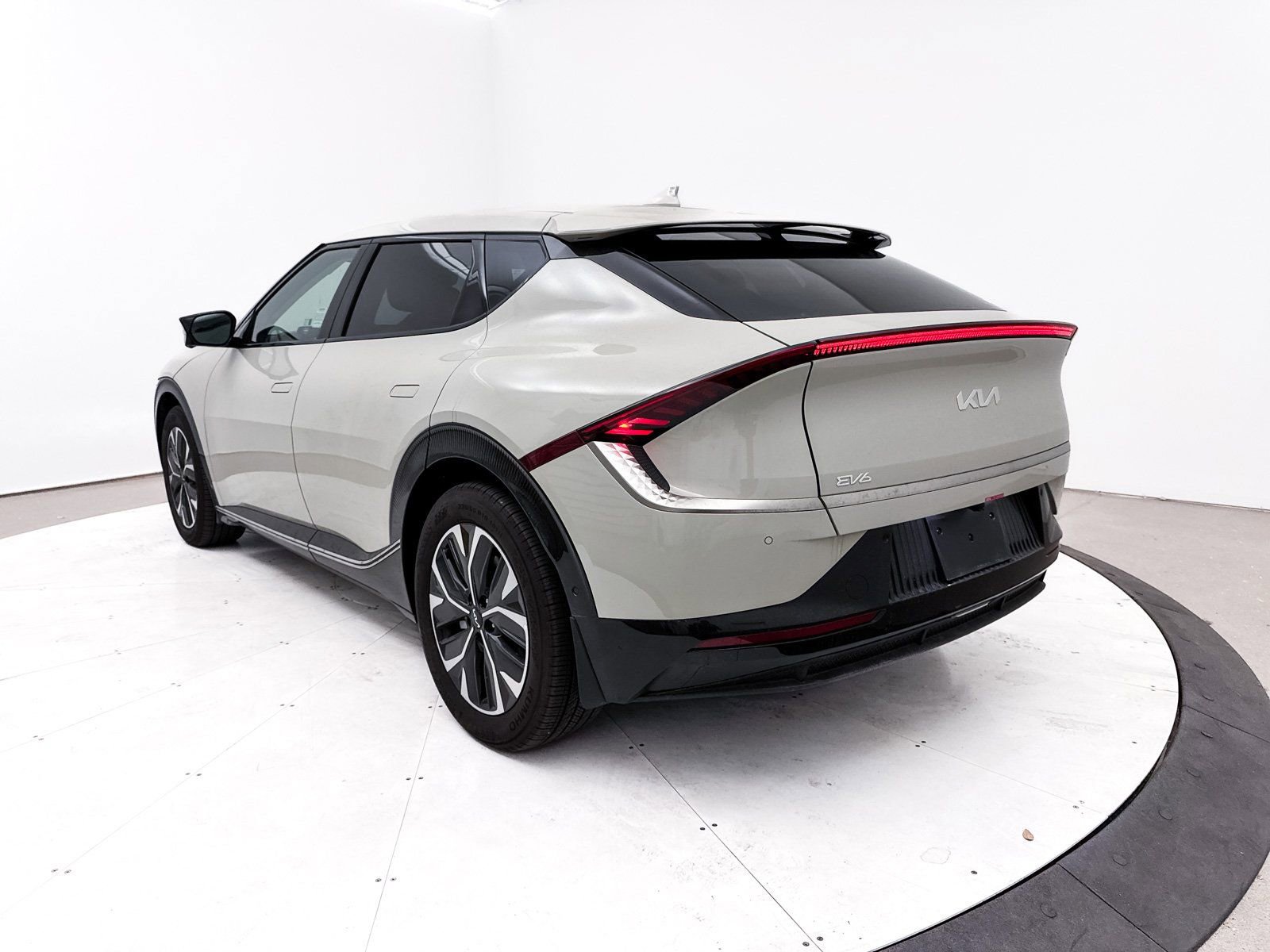 Used 2024 Kia EV6 Wind w/ Wind Technology Package image 16