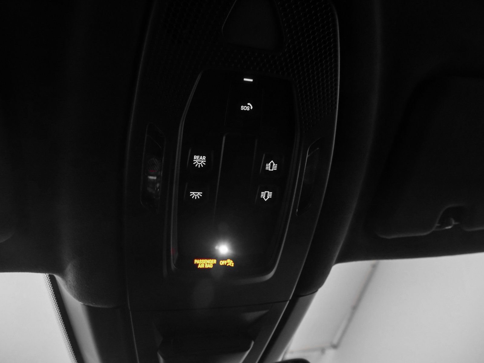 Used 2025 Porsche Cayenne Turbo AWD/4WD image 52