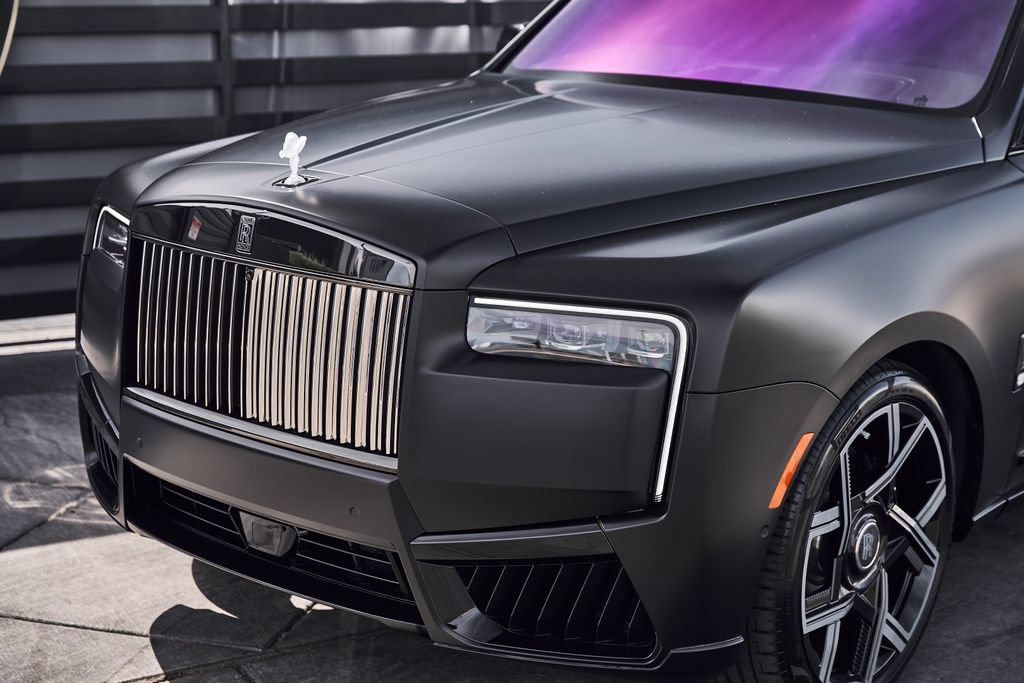 Used 2026 Rolls-Royce Cullinan Black Badge AWD/4WD image 7