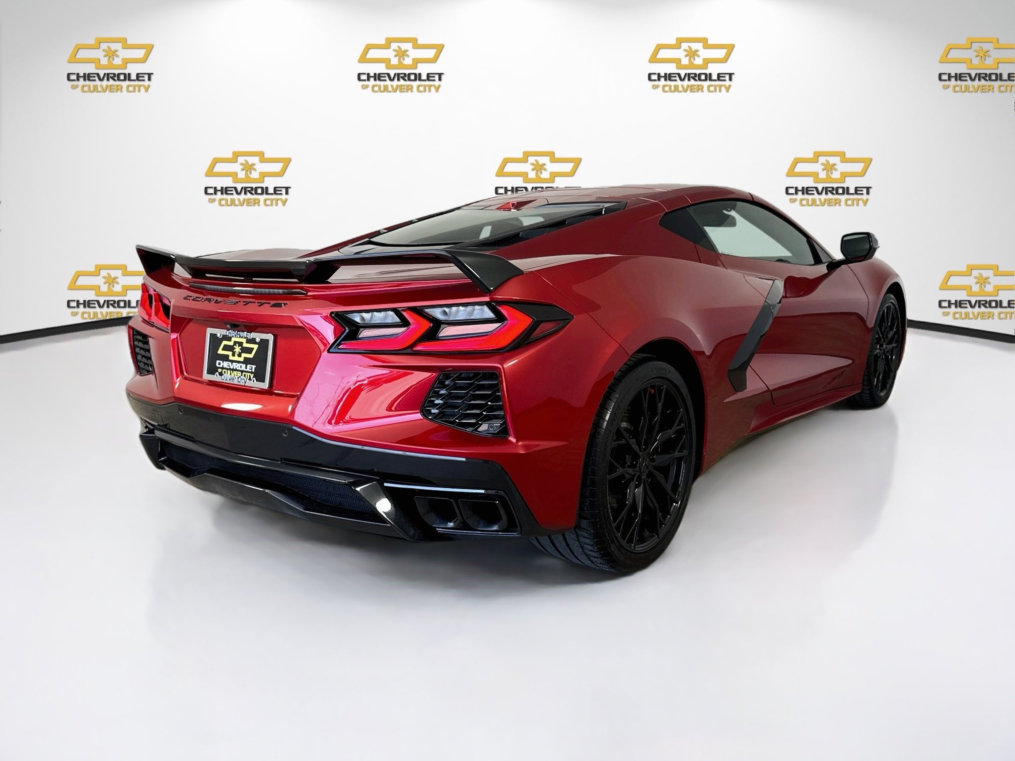 Used 2024 Chevrolet Corvette Stingray Preferred Cpe w/ Z51 Performance Package RWD image 8