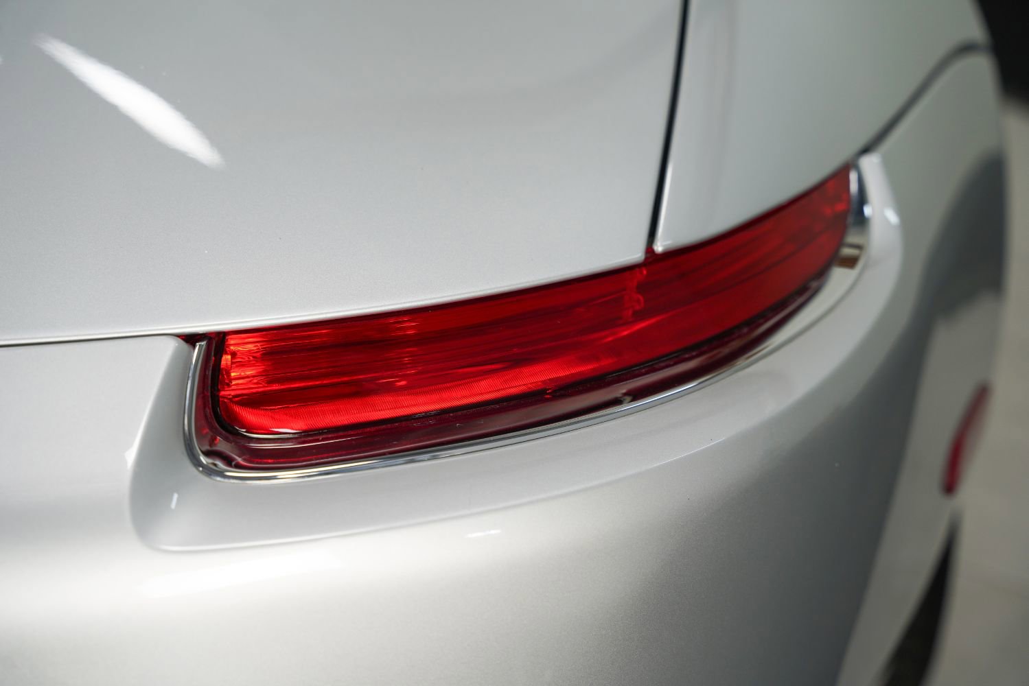 Used 2001 BMW Z8 RWD image 20