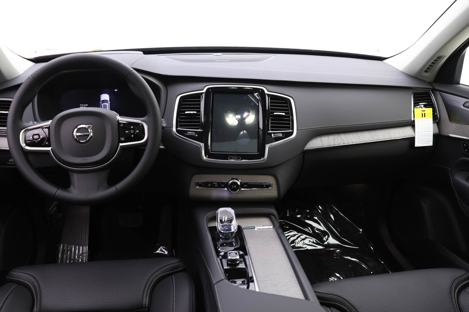 New 2025 Volvo XC90 B6 Ultra AWD/4WD image 8