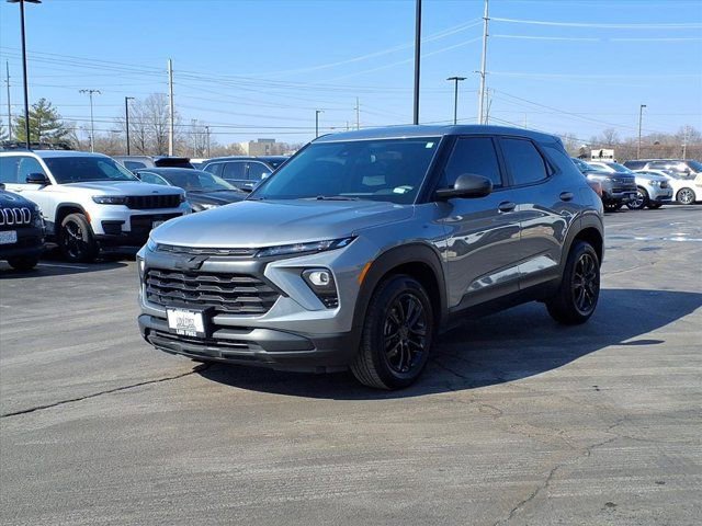 Used 2024 Chevrolet TrailBlazer LS image 24
