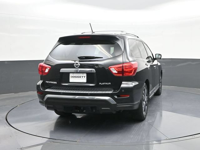 Used 2017 Nissan Pathfinder Platinum FWD image 11