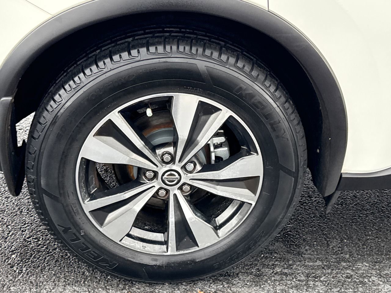 Used 2020 Nissan Murano S image 10