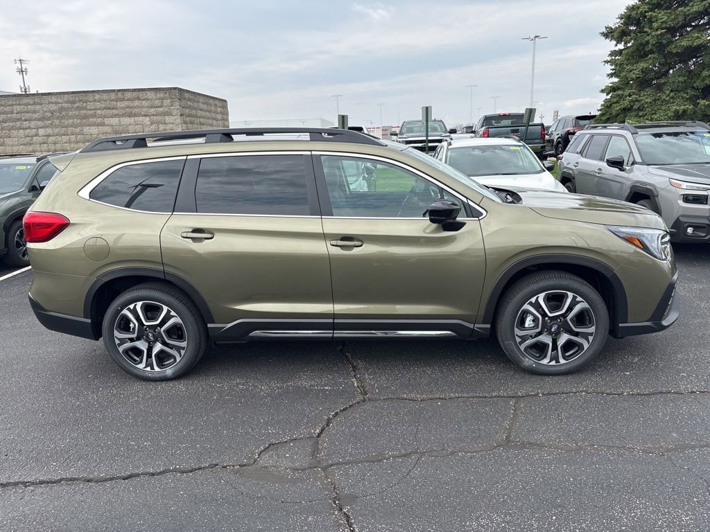 New 2026 Subaru Ascent Limited image 2