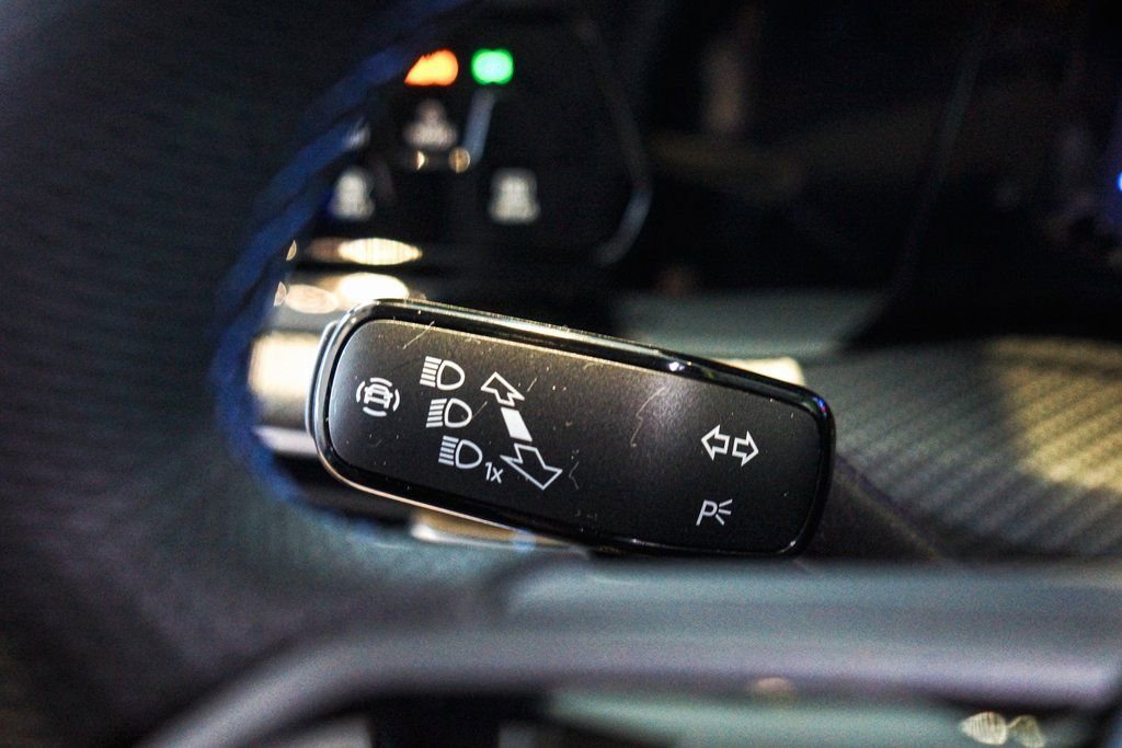 New 2024 Volkswagen Golf R image 15