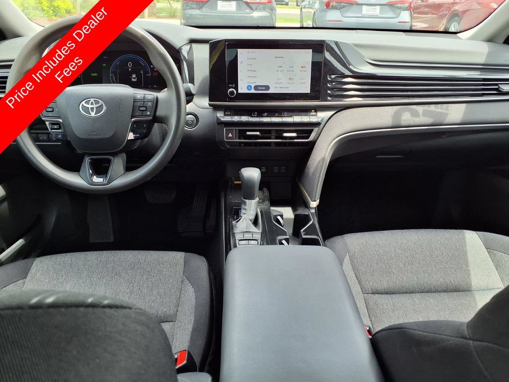 Used 2025 Toyota Camry LE FWD image 16