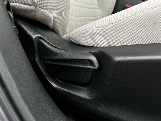 Used 2026 Honda HR-V LX image 26