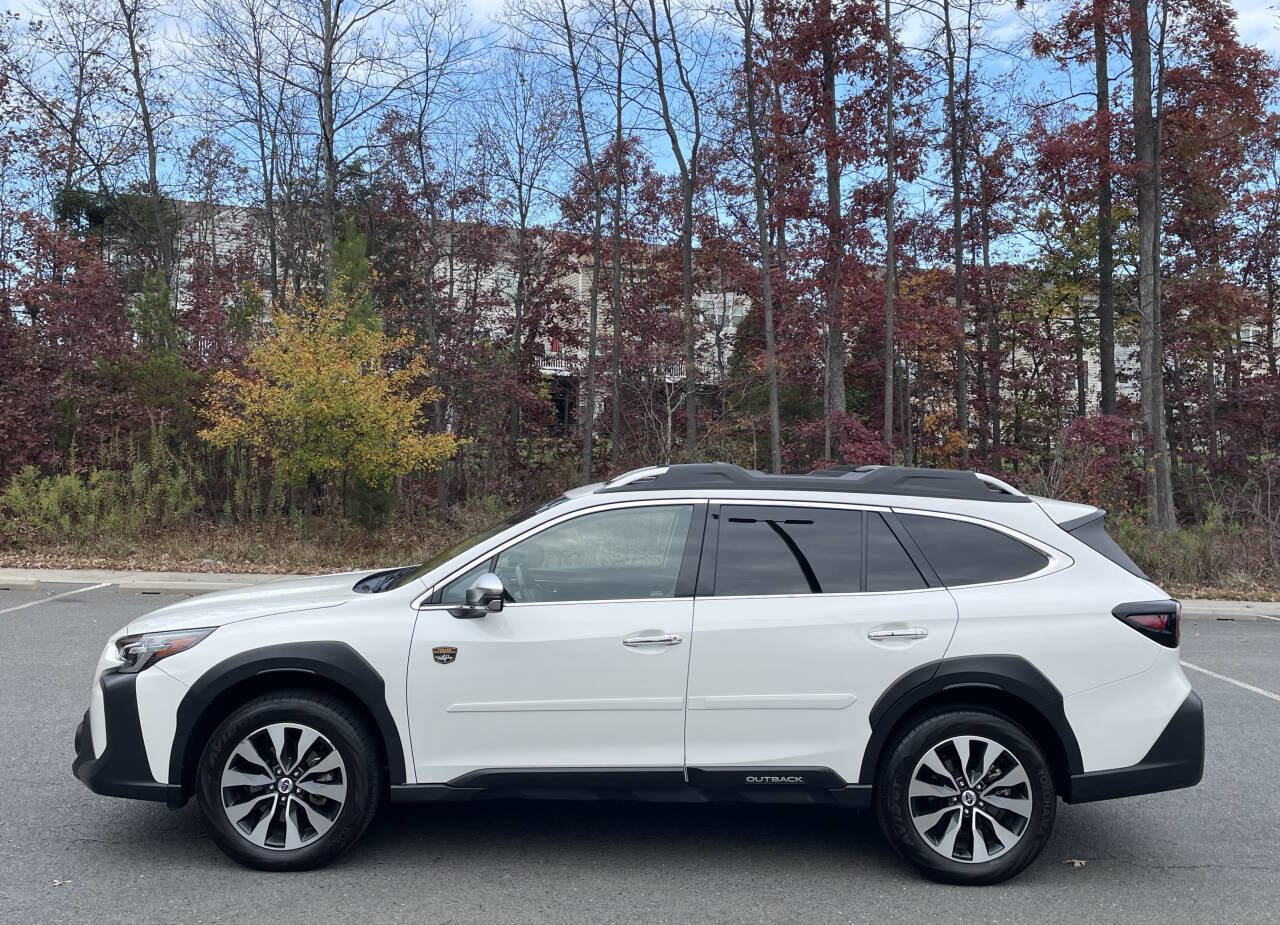 Used 2024 Subaru Outback Touring XT image 2