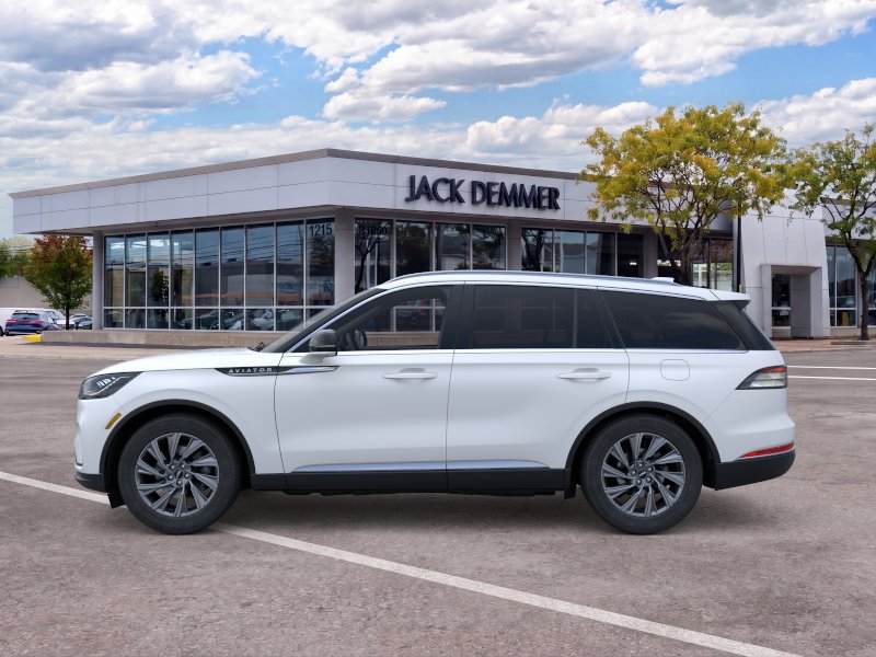New 2026 Lincoln Aviator AWD image 3