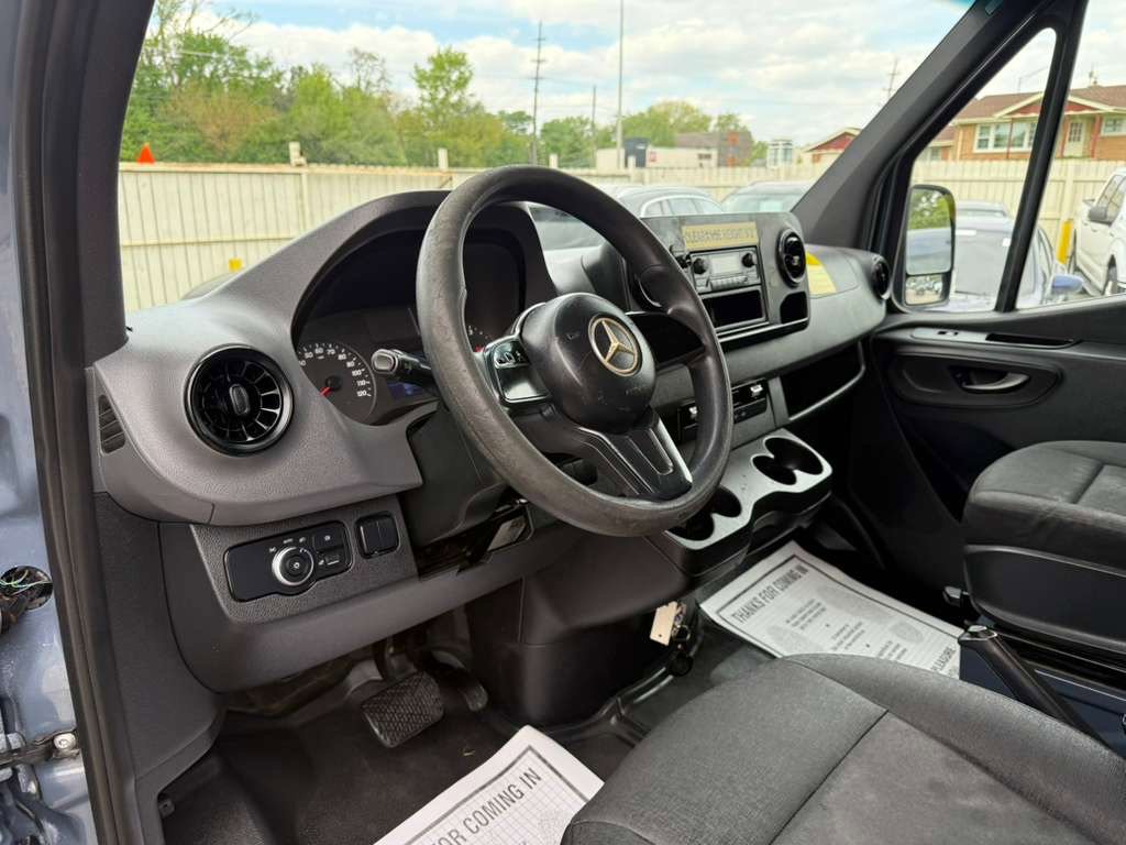 Used 2019 Mercedes-Benz Sprinter 170 image 20