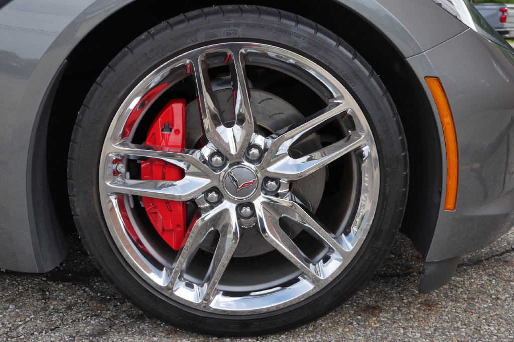 Used 2016 Chevrolet Corvette Stingray Coupe w/ 2LT Preferred Equipment Group RWD image 7