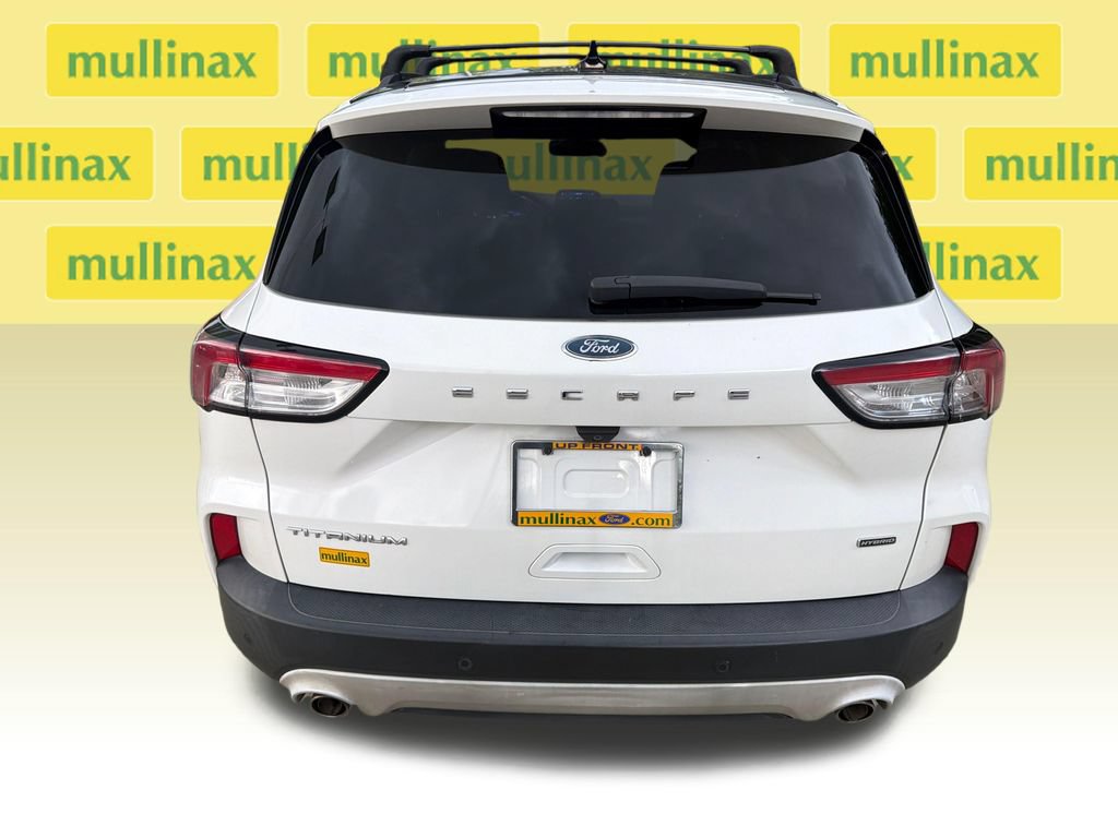 Used 2020 Ford Escape Titanium FWD image 32