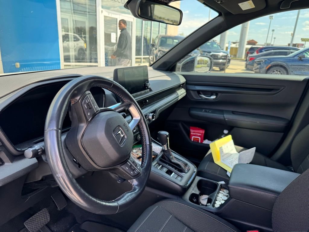 Used 2024 Honda CR-V Sport image 8