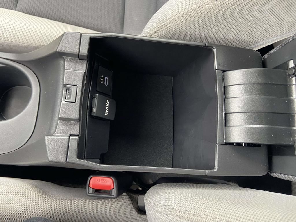 Used 2025 Toyota Corolla LE FWD image 26
