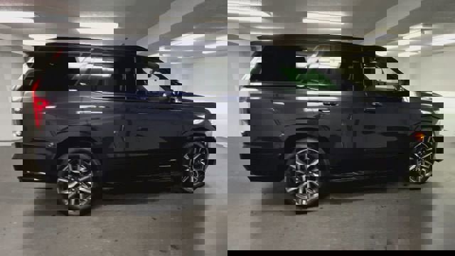 Certified 2023 Cadillac Escalade Sport w/ Touring Package image 9