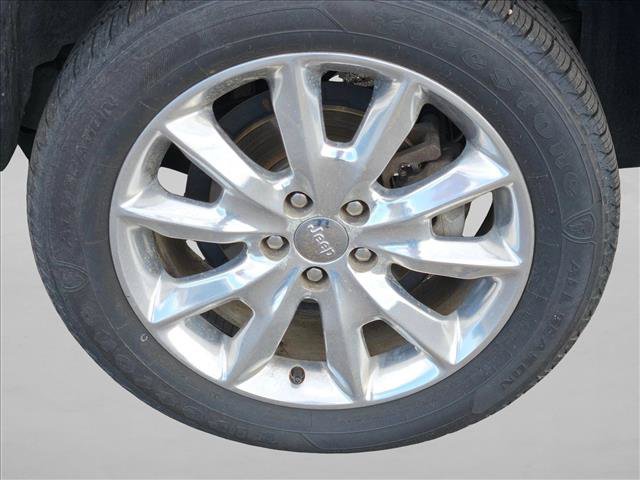 Used 2015 Jeep Cherokee Limited FWD image 14