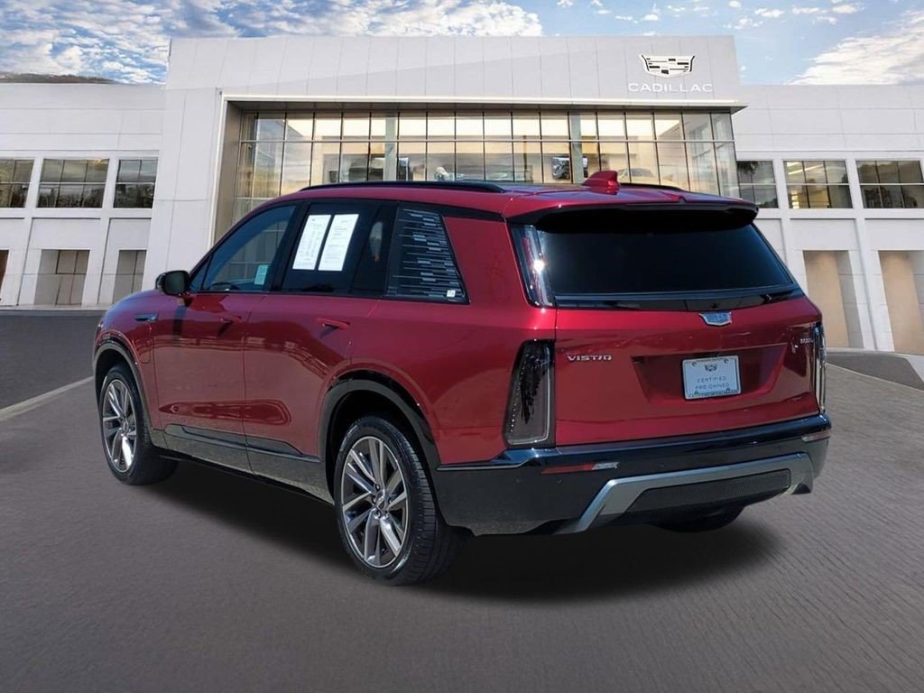 Certified 2026 Cadillac Vistiq Sport w/ LPO, Floor Liner Package AWD/4WD image 6