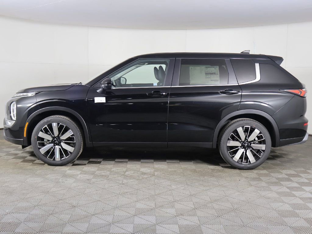 New 2026 Mitsubishi Outlander SE image 19