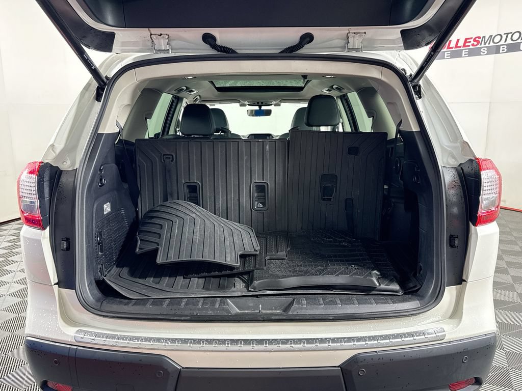 Used 2021 Subaru Ascent Limited w/ Technology Package AWD/4WD image 28