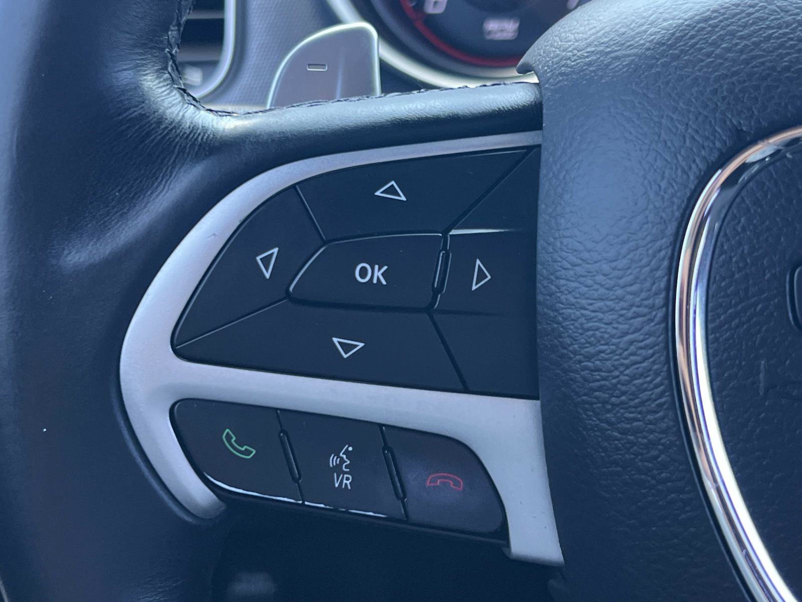 Used 2017 Dodge Charger R/T image 9