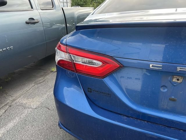 Used 2020 Toyota Camry SE FWD image 10