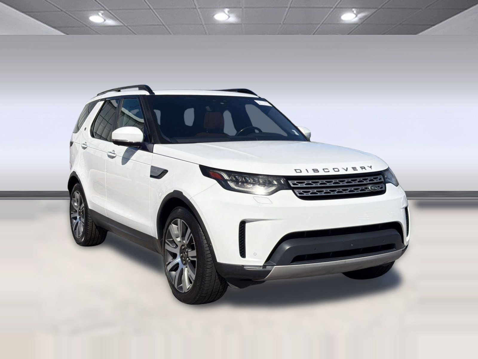 Used 2018 Land Rover Discovery HSE Luxury image 7