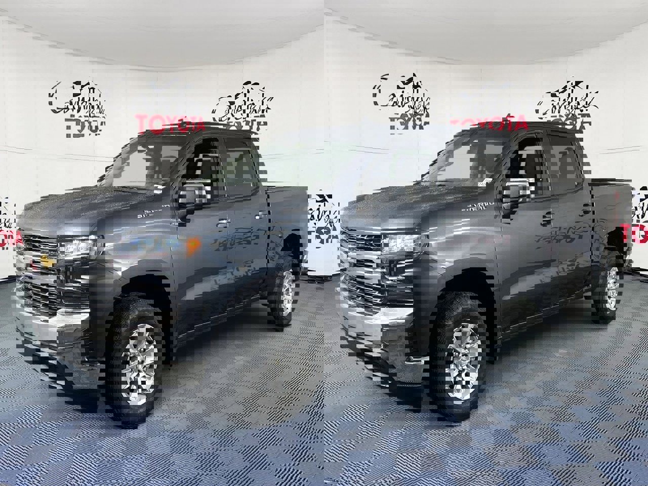 Used 2021 Chevrolet Silverado 1500 LT image 2