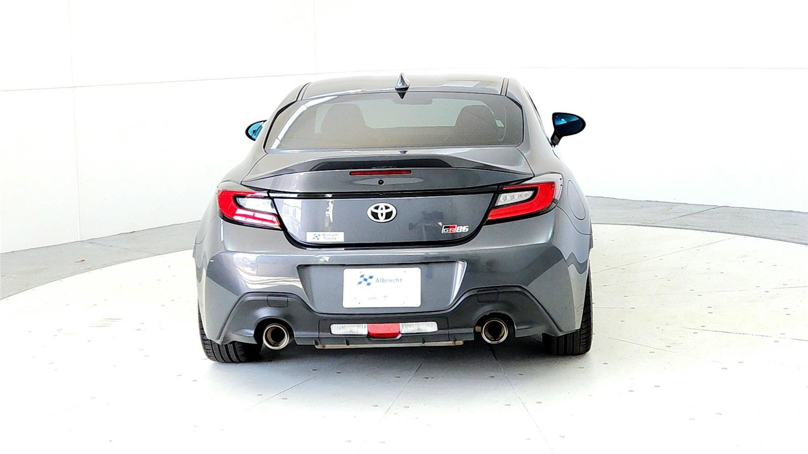 Used 2023 Toyota GR86 Premium w/ ALL Weather Mat Package (TMS) RWD image 5