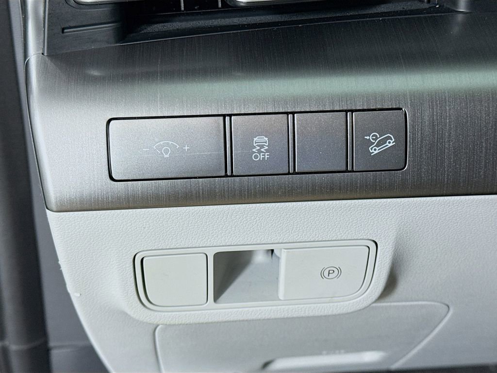 Used 2025 Hyundai Kona SEL image 10