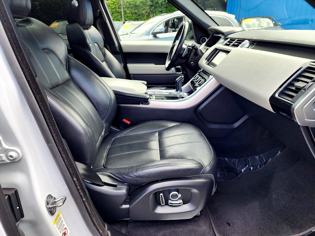 Used 2016 Land Rover Range Rover Sport Supercharged image 30