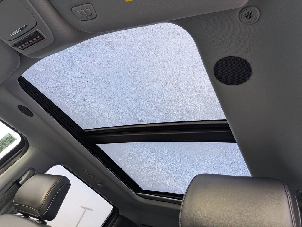 New 2025 Ford F250 Lariat w/ Lariat Ultimate Package image 15