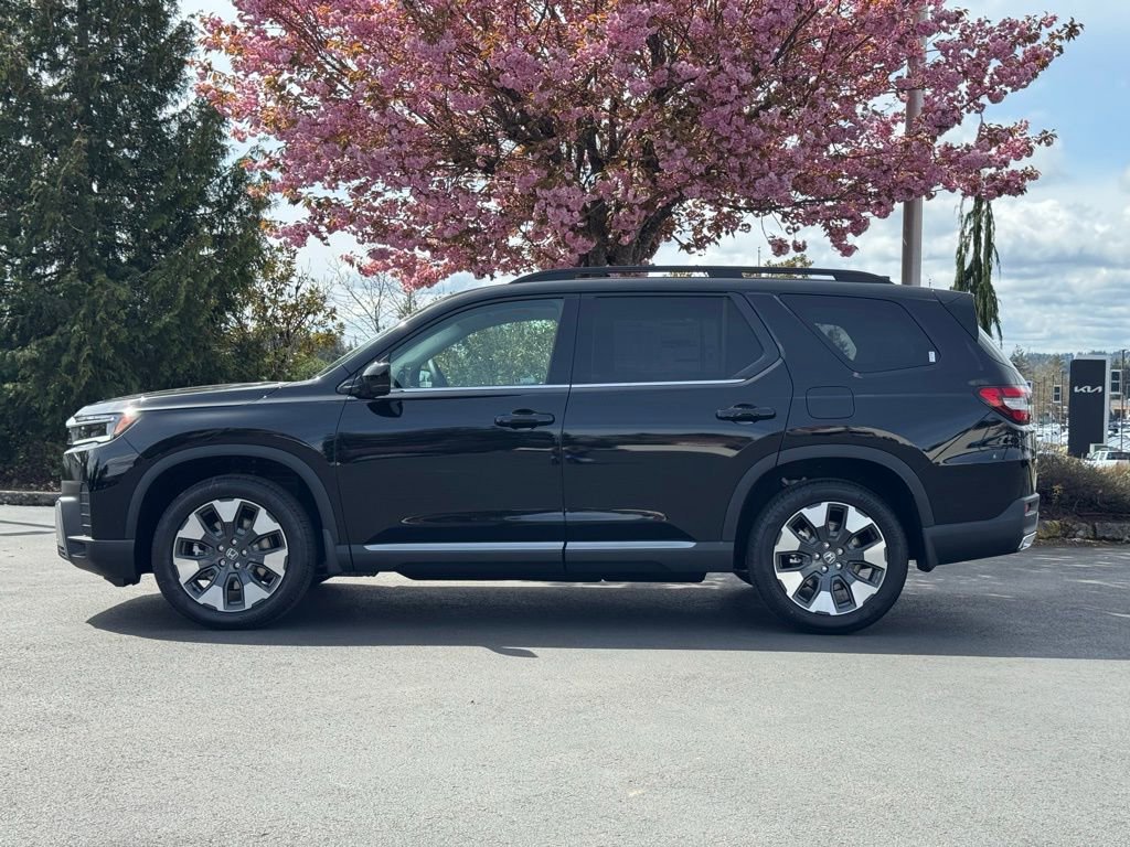 Certified 2026 Honda Pilot Touring image 3