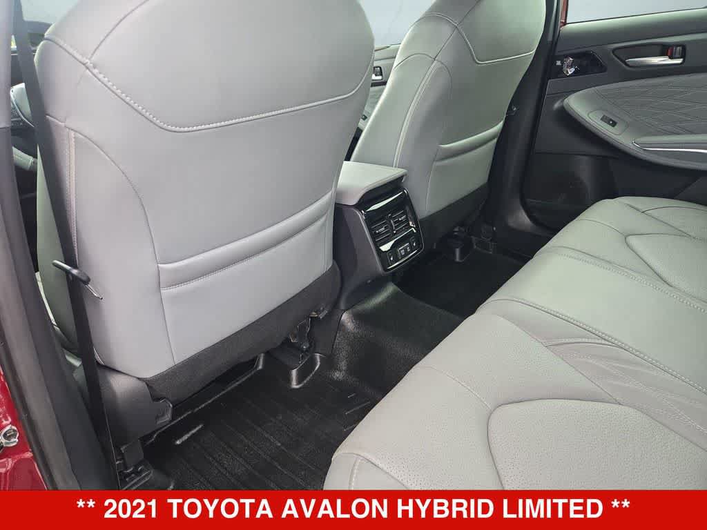 Used 2021 Toyota Avalon Limited w/ Advanced Safety Package FWD image 17
