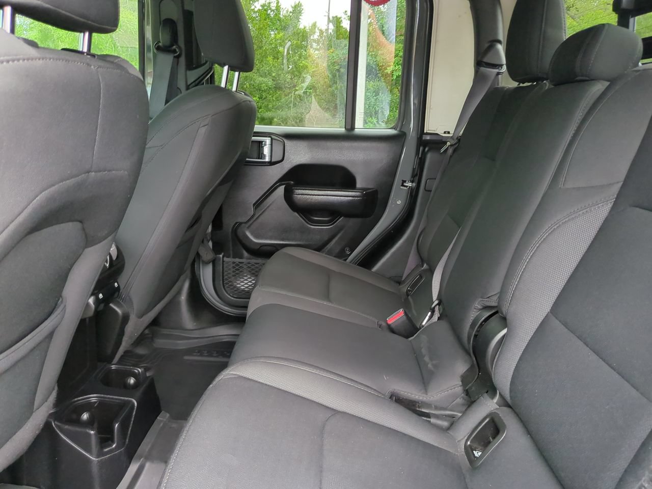 Used 2021 Jeep Gladiator Sport AWD/4WD image 18