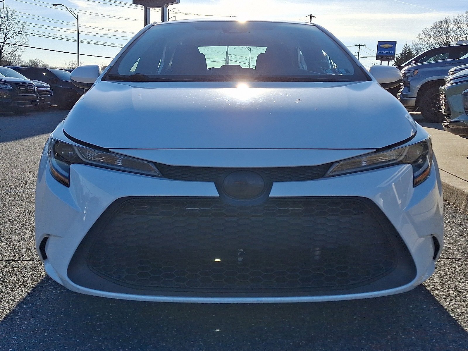 Used 2020 Toyota Corolla LE image 2