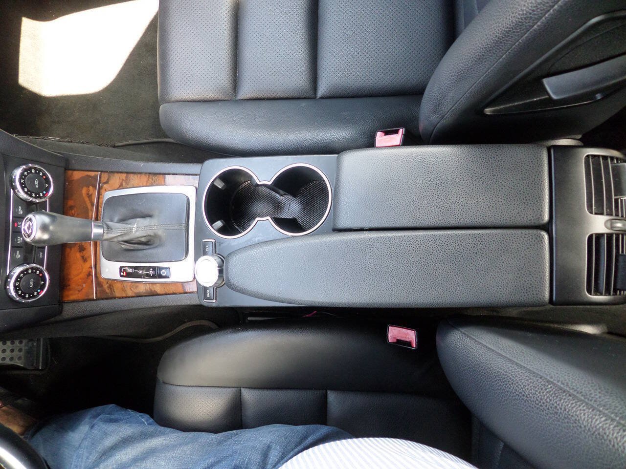 Used 2012 Mercedes-Benz C 250 Sedan image 48