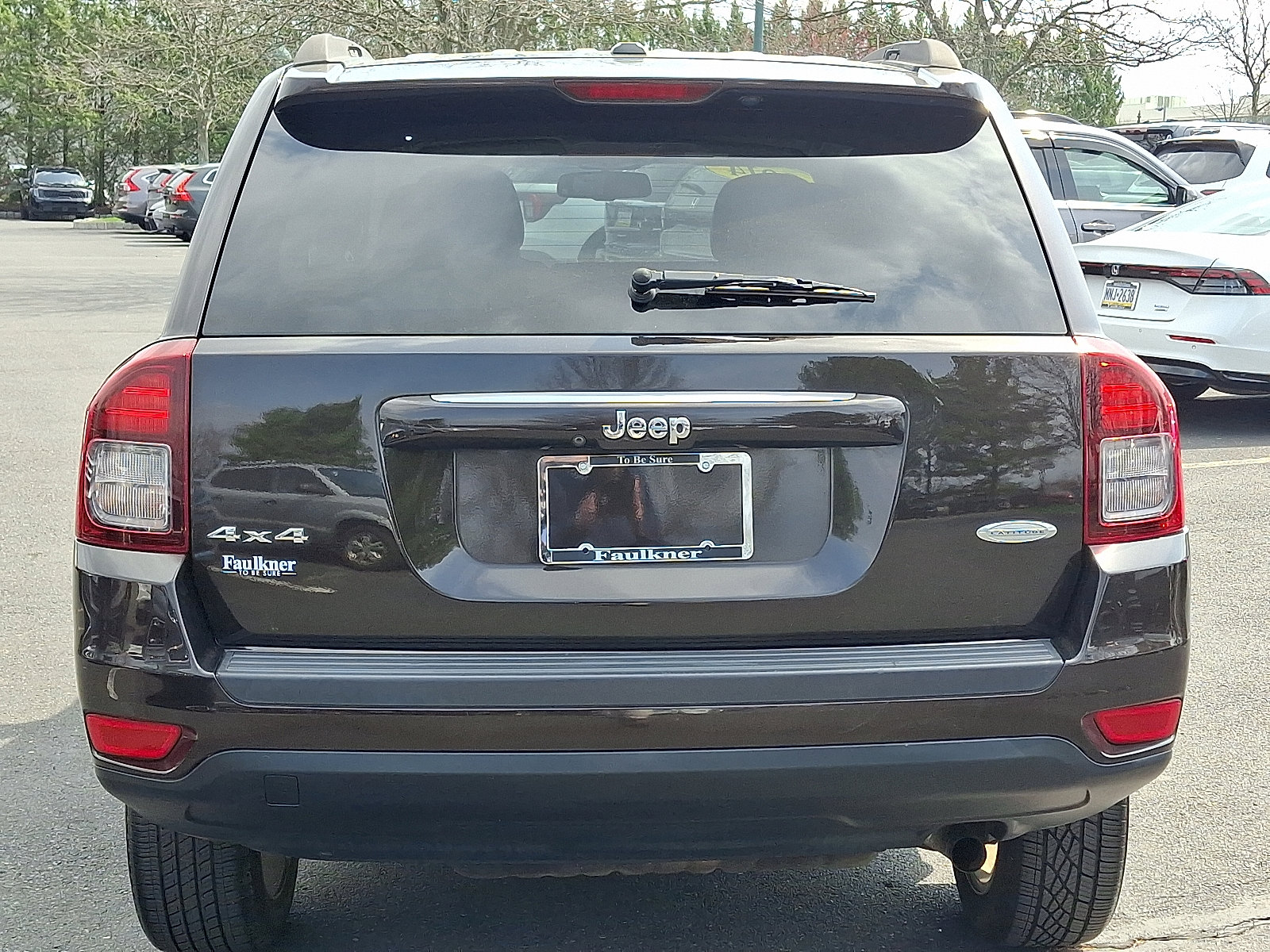 Used 2014 Jeep Compass Latitude w/ Mopar Chrome Accents Group image 5