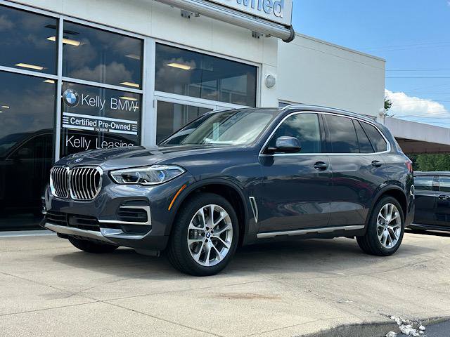 Used 2022 BMW X5 xDrive40i w/ Executive Package AWD/4WD image 4