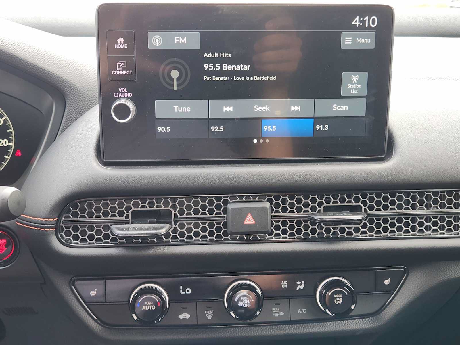 Certified 2026 Honda HR-V Sport image 17