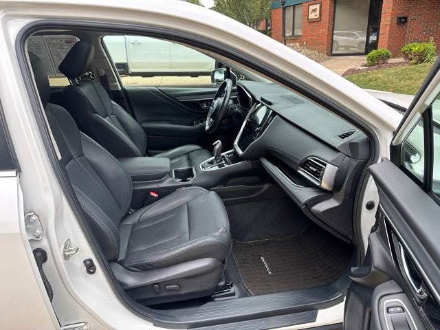 Used 2021 Subaru Outback Limited w/ Popular Package #2 AWD/4WD image 31