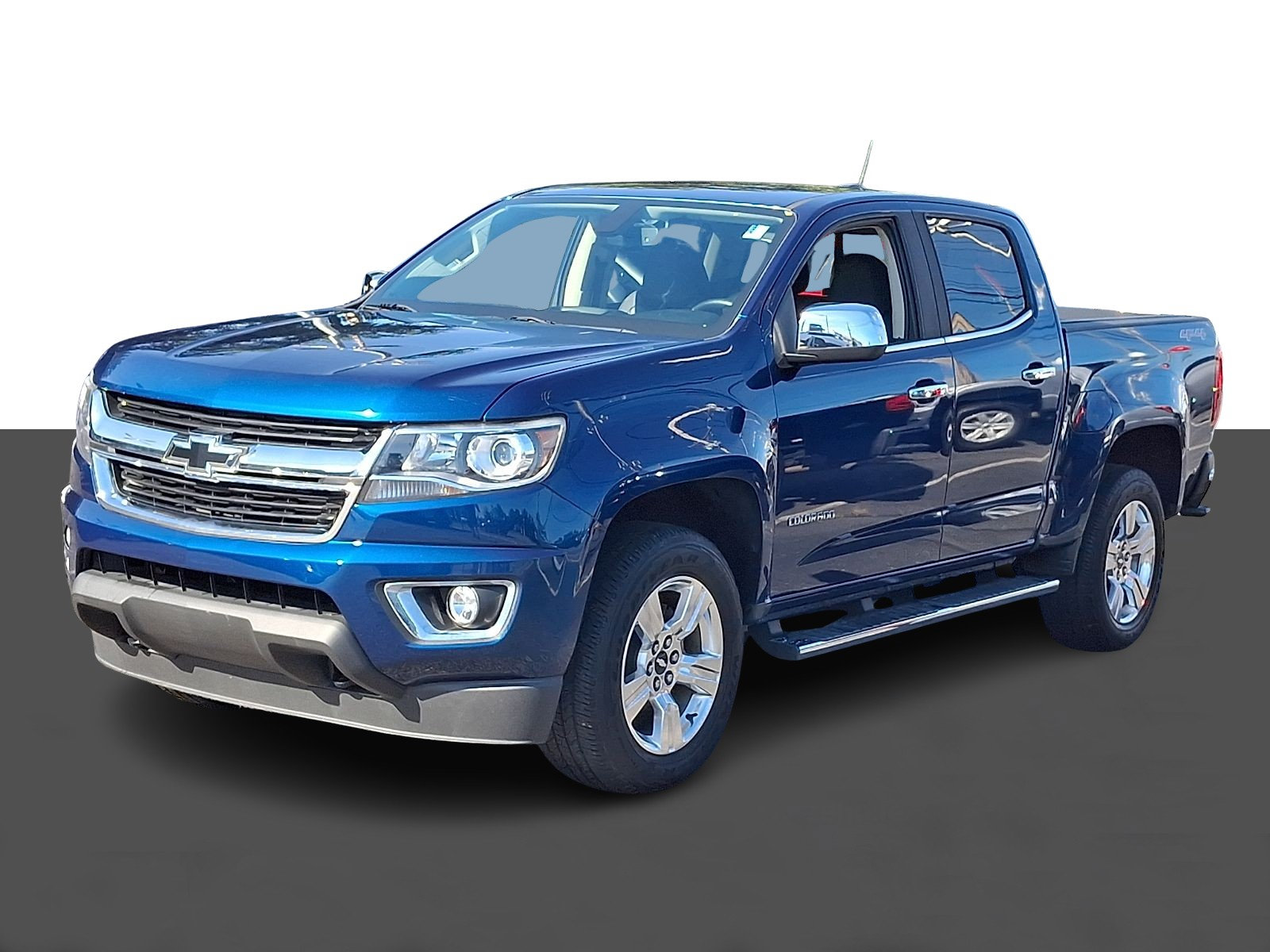 Used 2019 Chevrolet Colorado LT w/ Luxury Package, Chrome AWD/4WD image 3